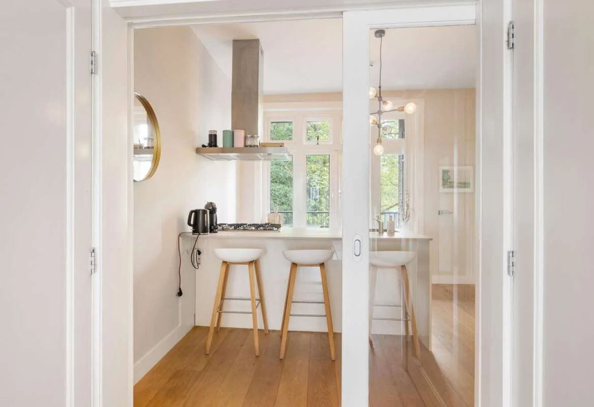 geblurde versie van de foto als achtergrond