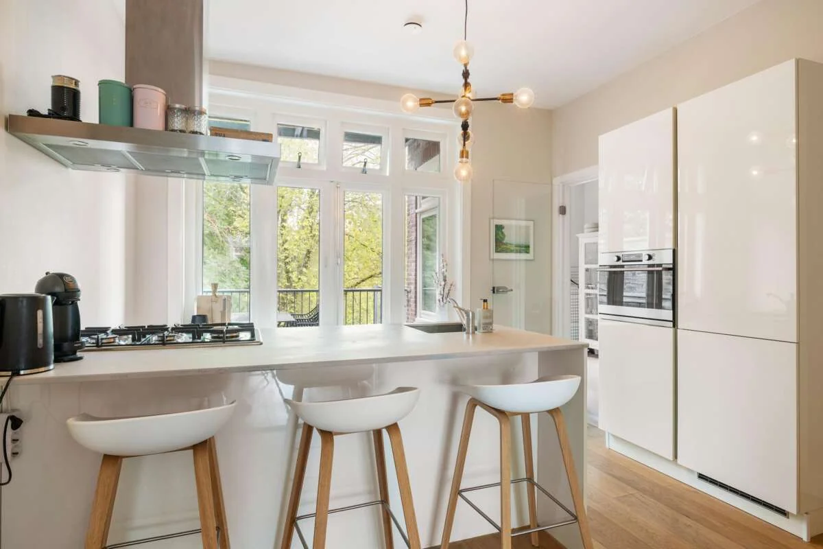 geblurde versie van de foto als achtergrond