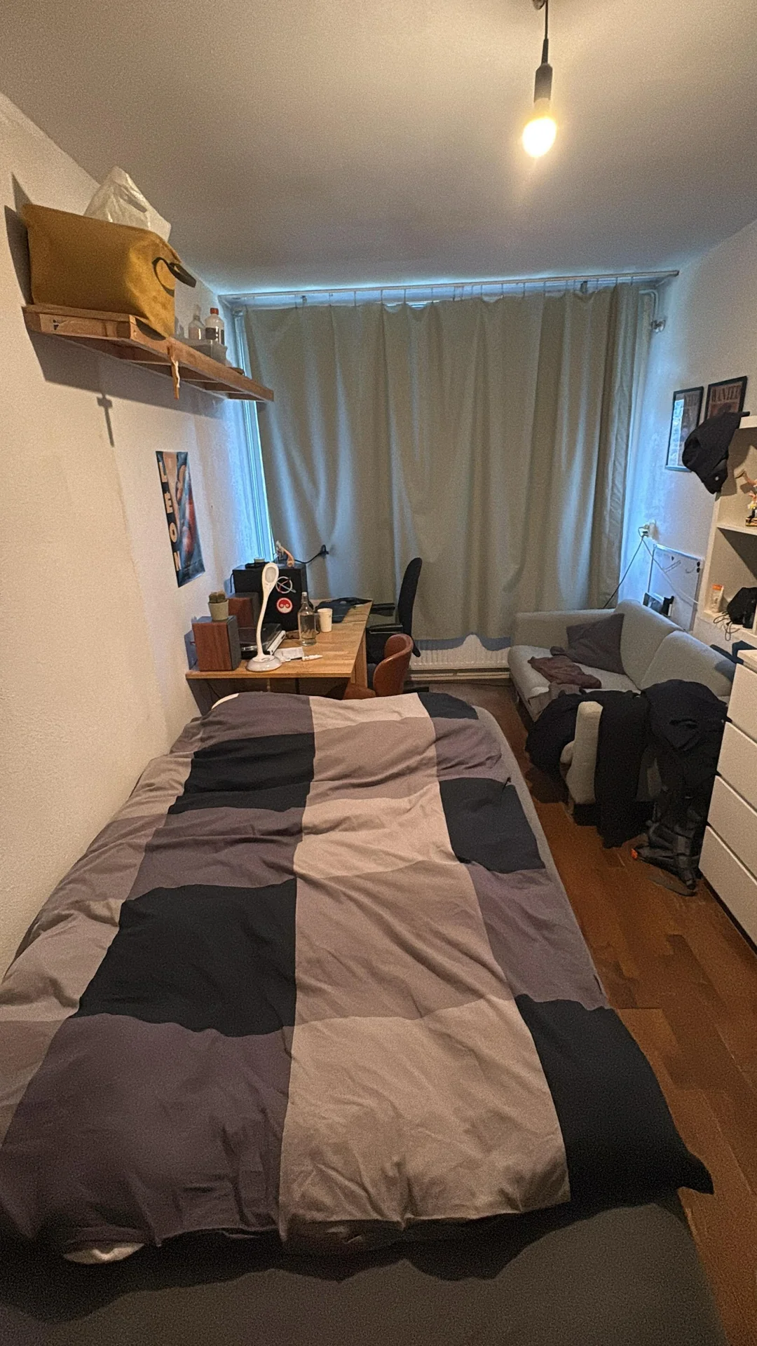 geblurde versie van de foto als achtergrond