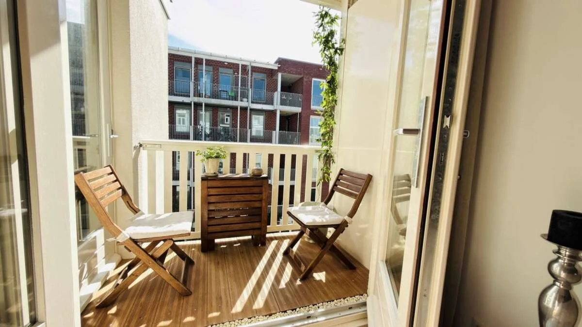 geblurde versie van de foto als achtergrond