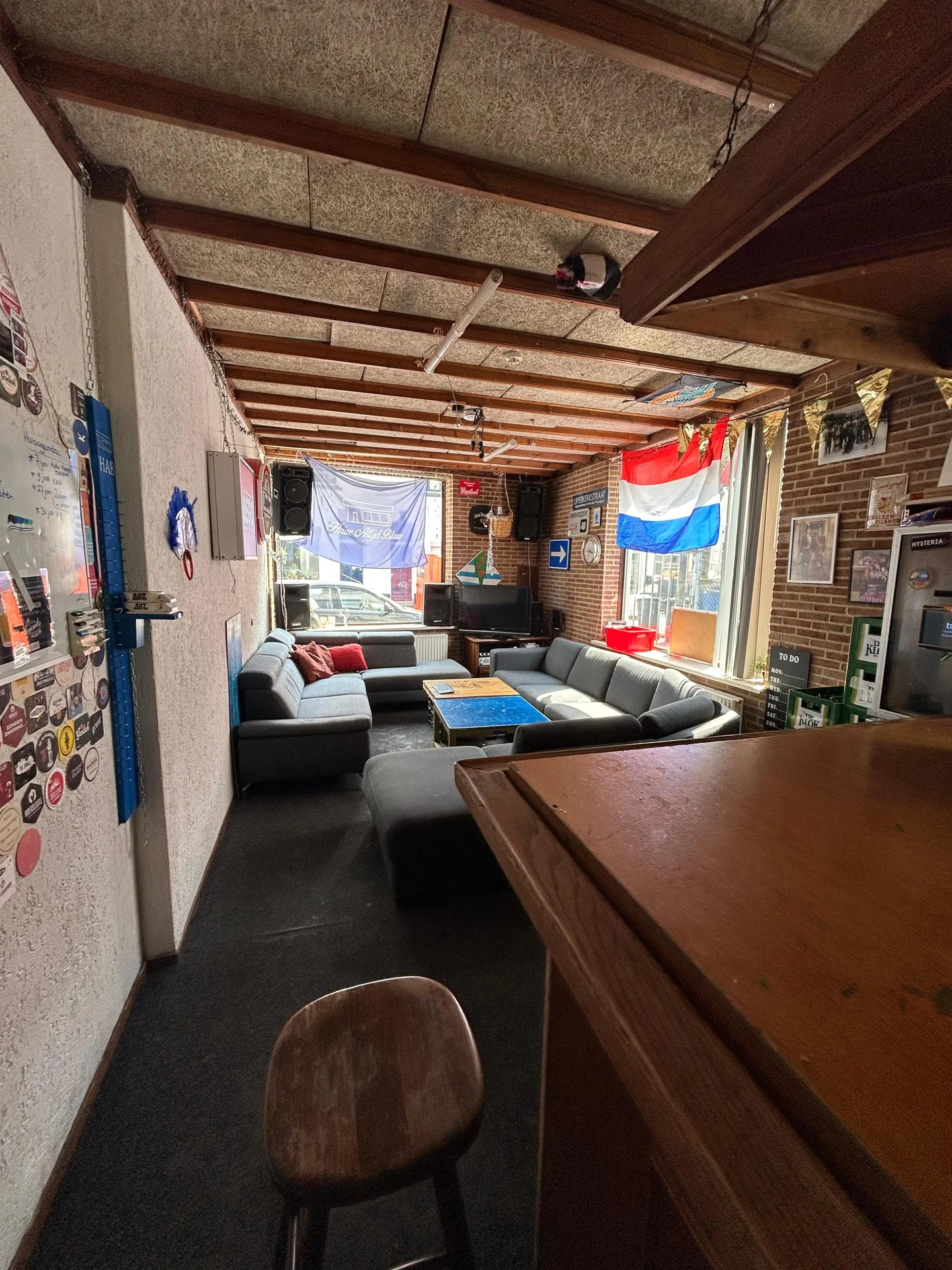 geblurde versie van de foto als achtergrond