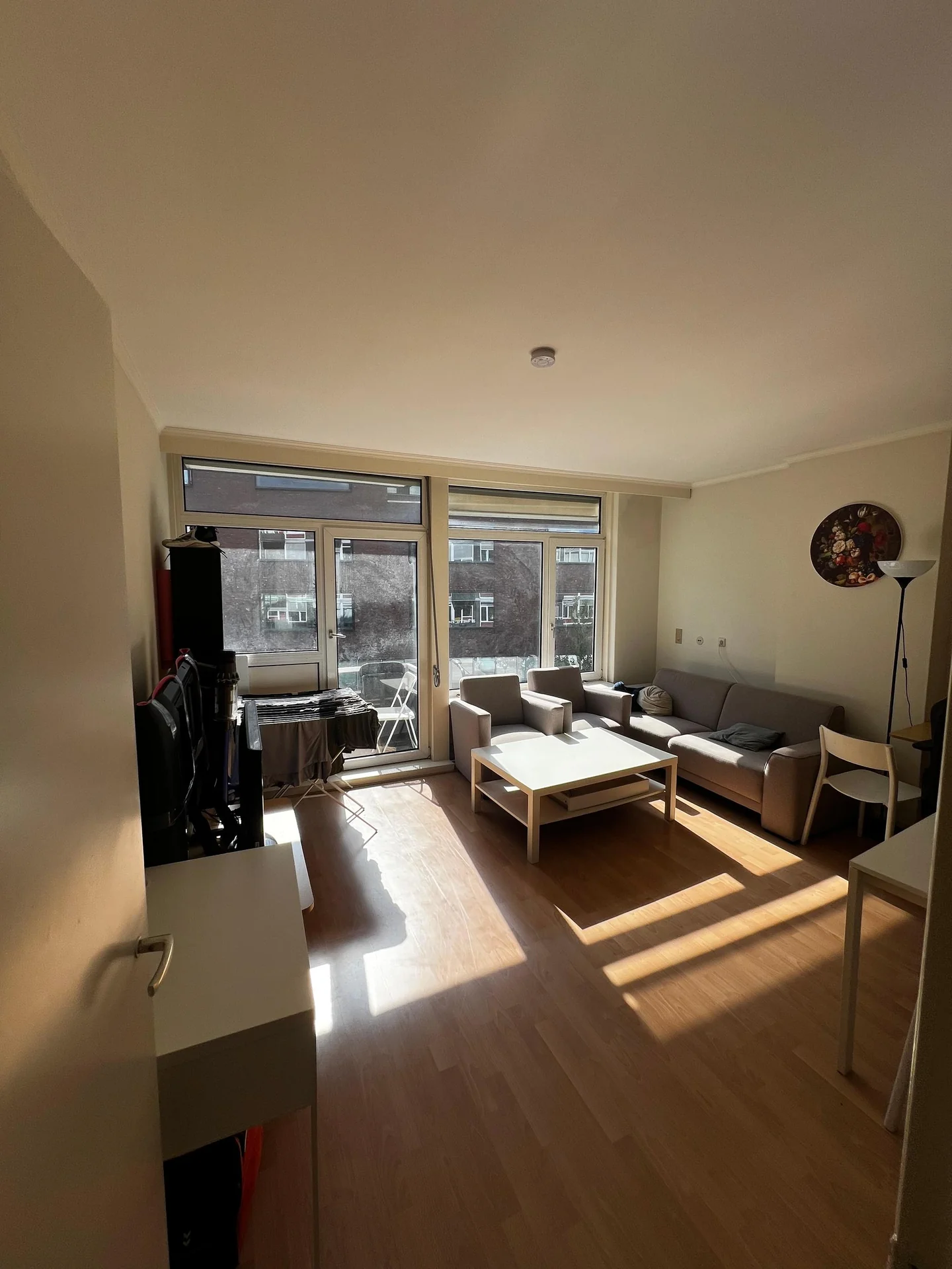 geblurde versie van de foto als achtergrond