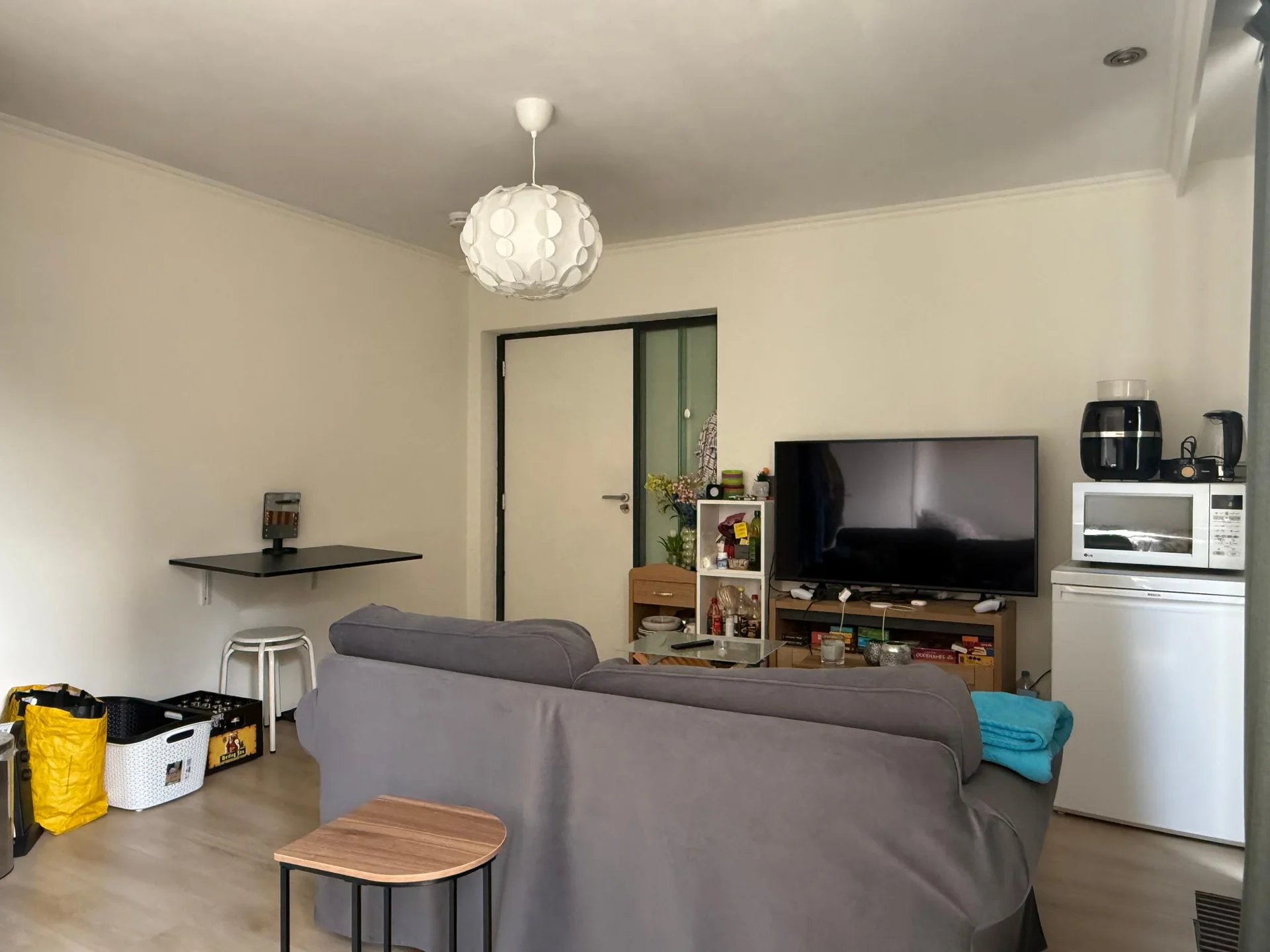 geblurde versie van de foto als achtergrond