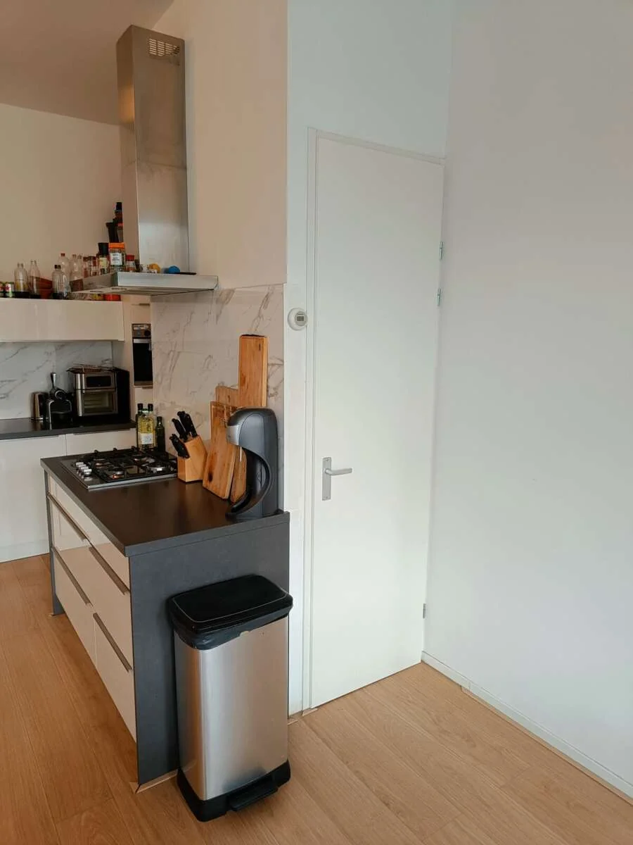 geblurde versie van de foto als achtergrond