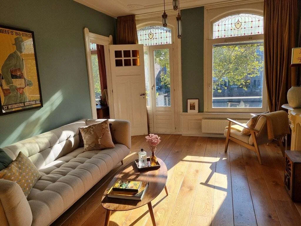 geblurde versie van de foto als achtergrond