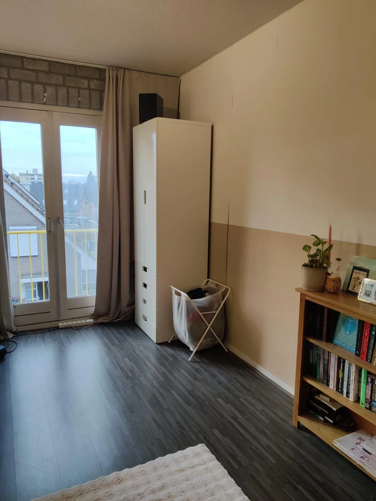 geblurde versie van de foto als achtergrond