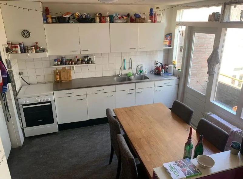 geblurde versie van de foto als achtergrond