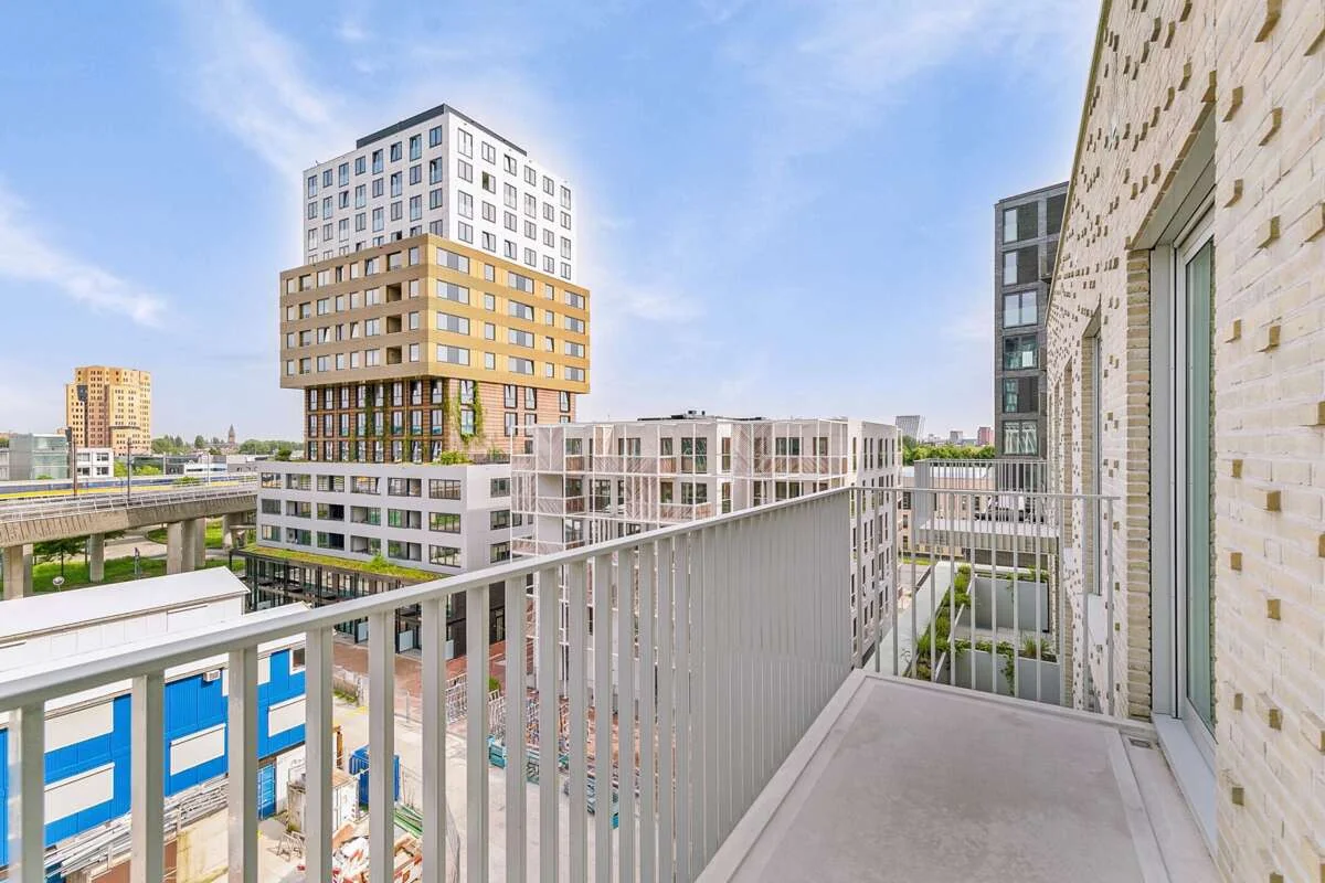 geblurde versie van de foto als achtergrond