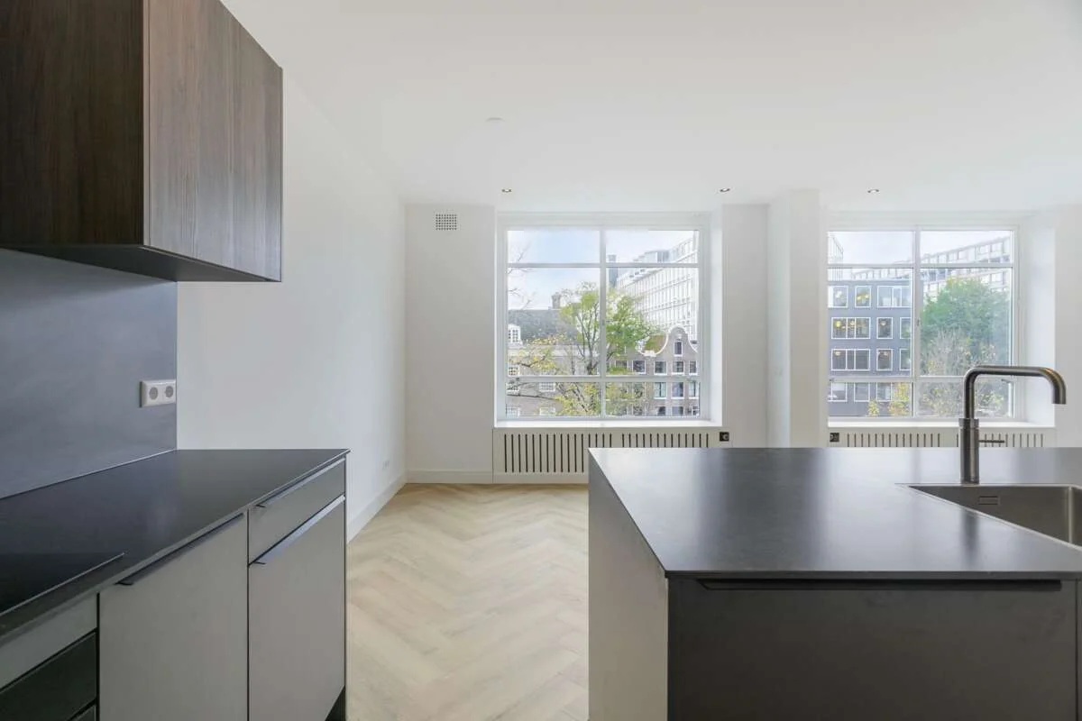 geblurde versie van de foto als achtergrond