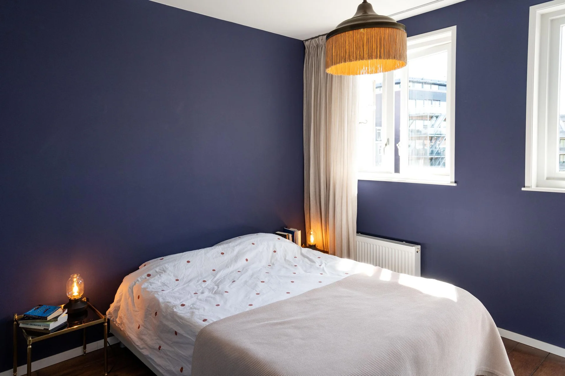 geblurde versie van de foto als achtergrond