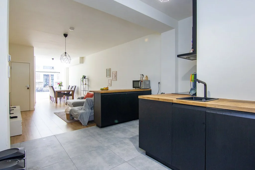 geblurde versie van de foto als achtergrond