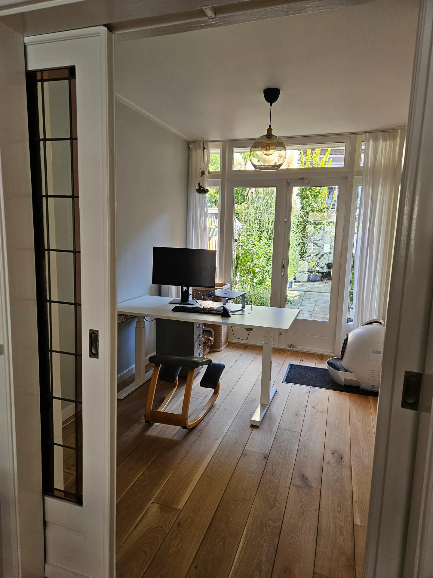 geblurde versie van de foto als achtergrond