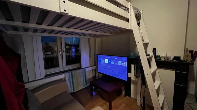 geblurde versie van de foto als achtergrond