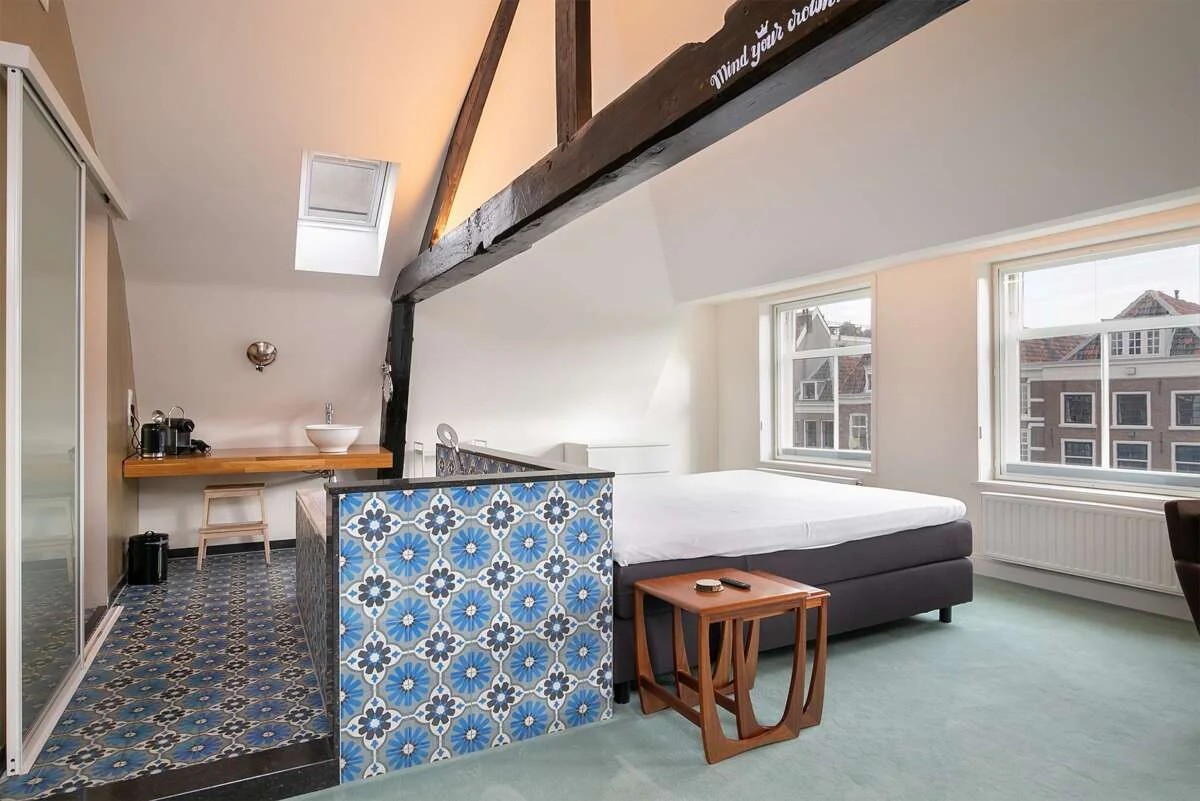 geblurde versie van de foto als achtergrond