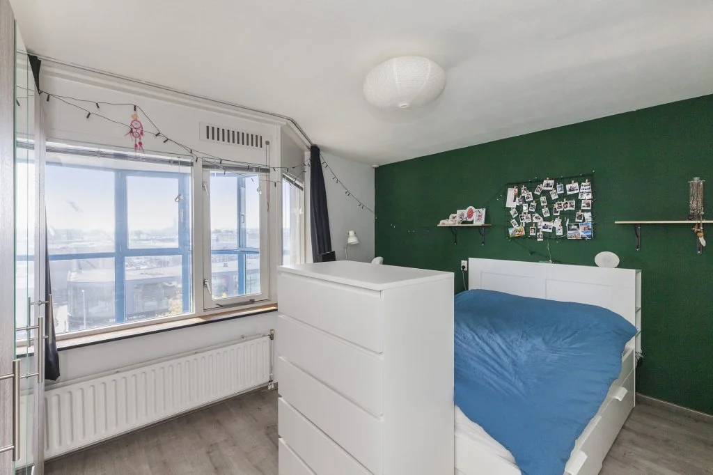 geblurde versie van de foto als achtergrond