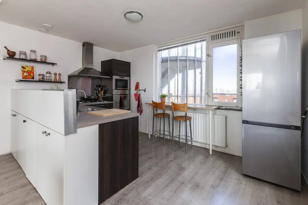 geblurde versie van de foto als achtergrond