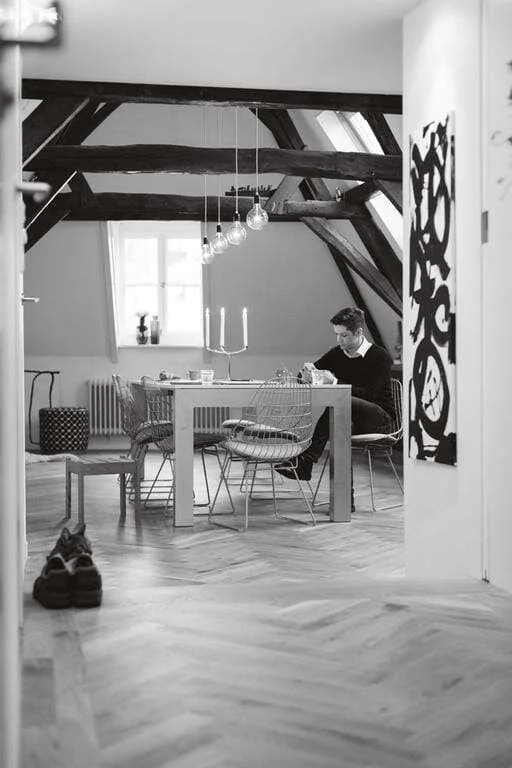 geblurde versie van de foto als achtergrond