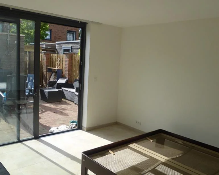 geblurde versie van de foto als achtergrond