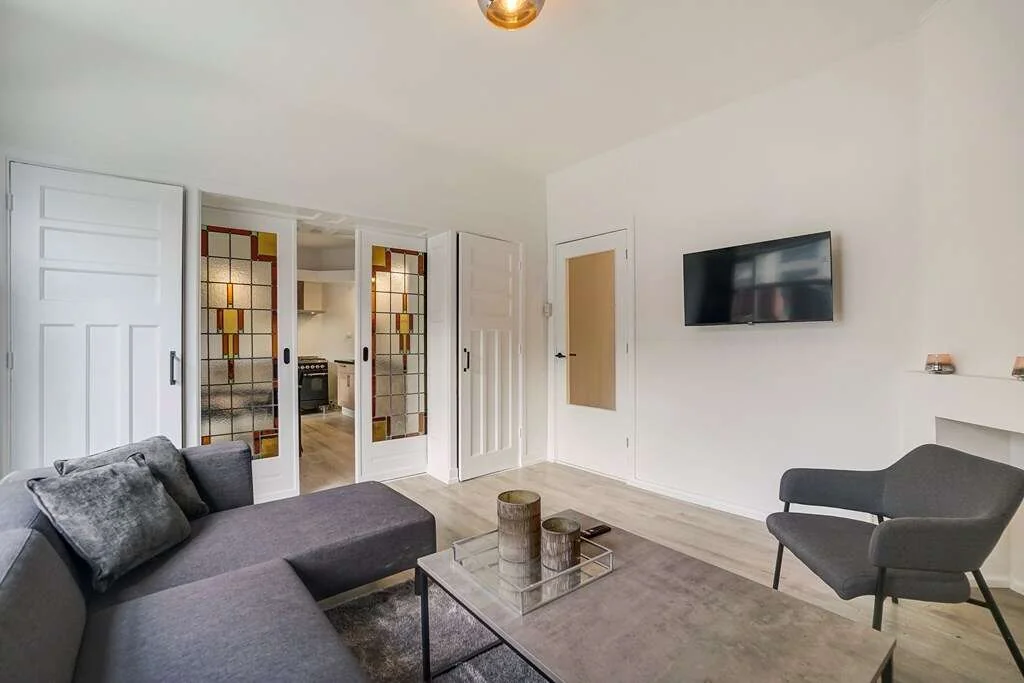 geblurde versie van de foto als achtergrond