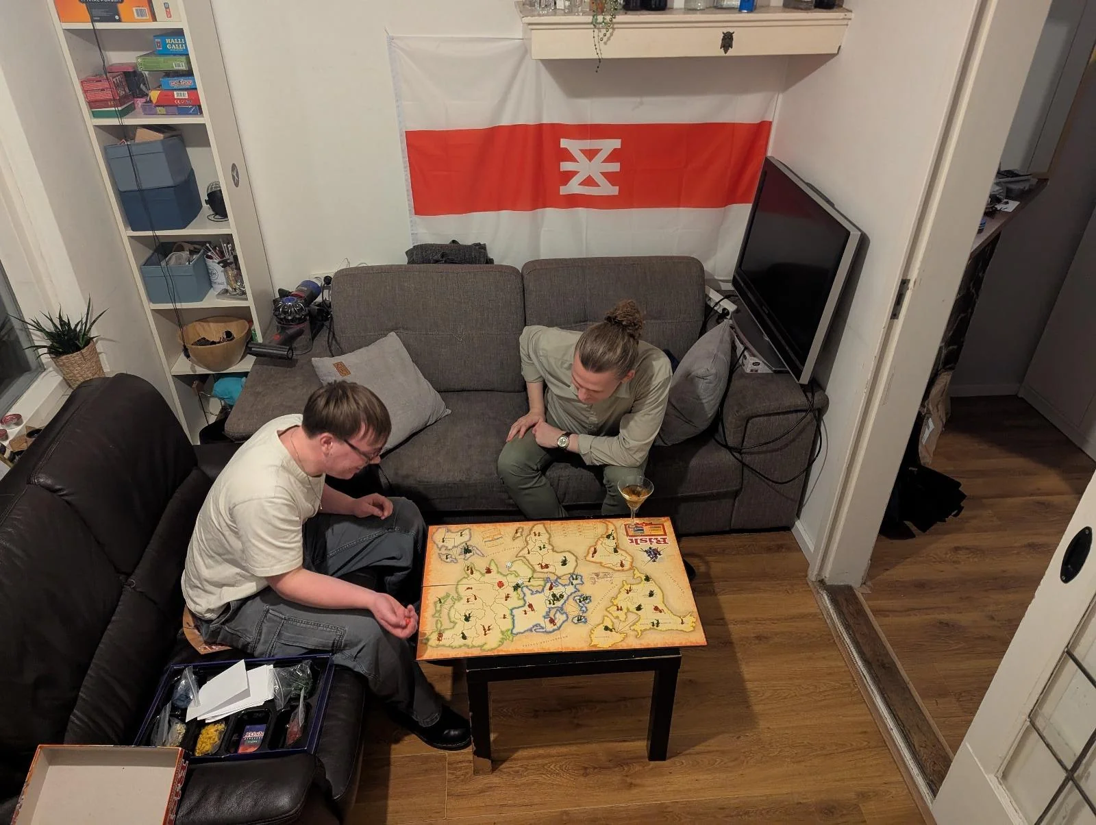 geblurde versie van de foto als achtergrond