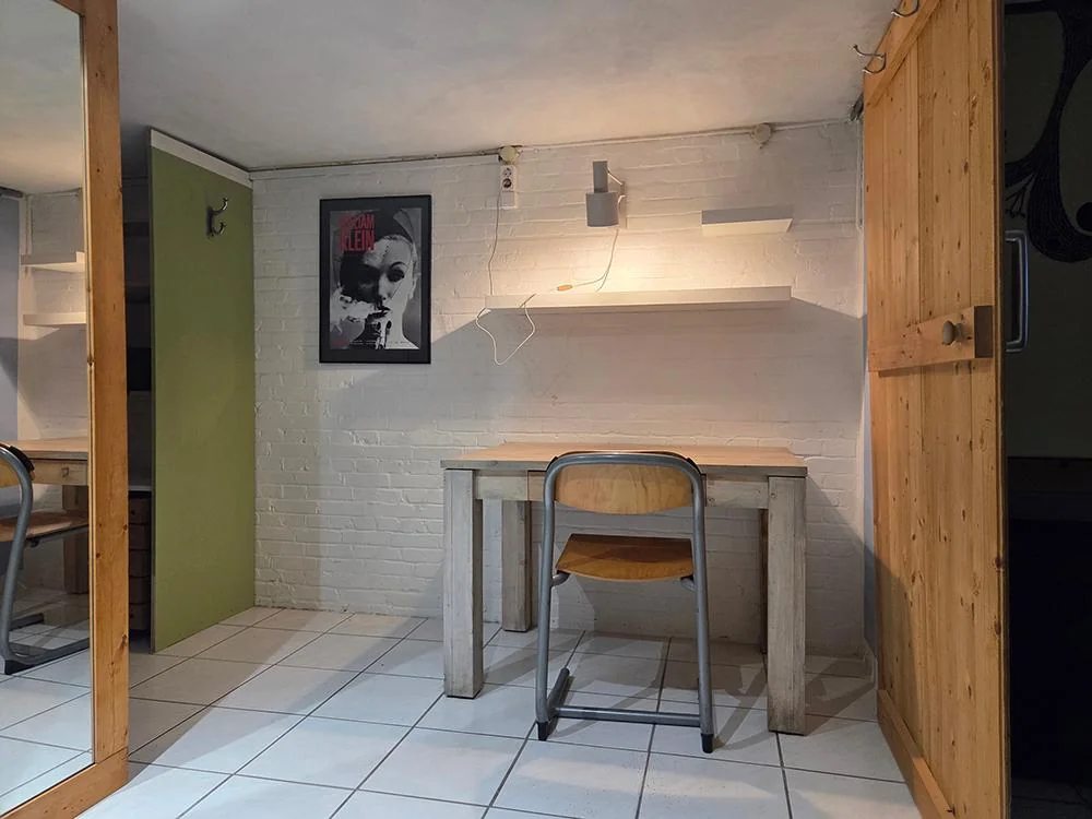 geblurde versie van de foto als achtergrond