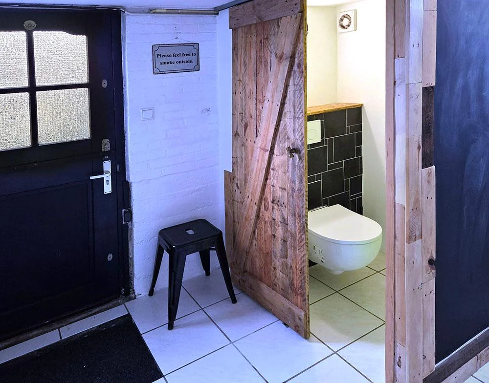 geblurde versie van de foto als achtergrond