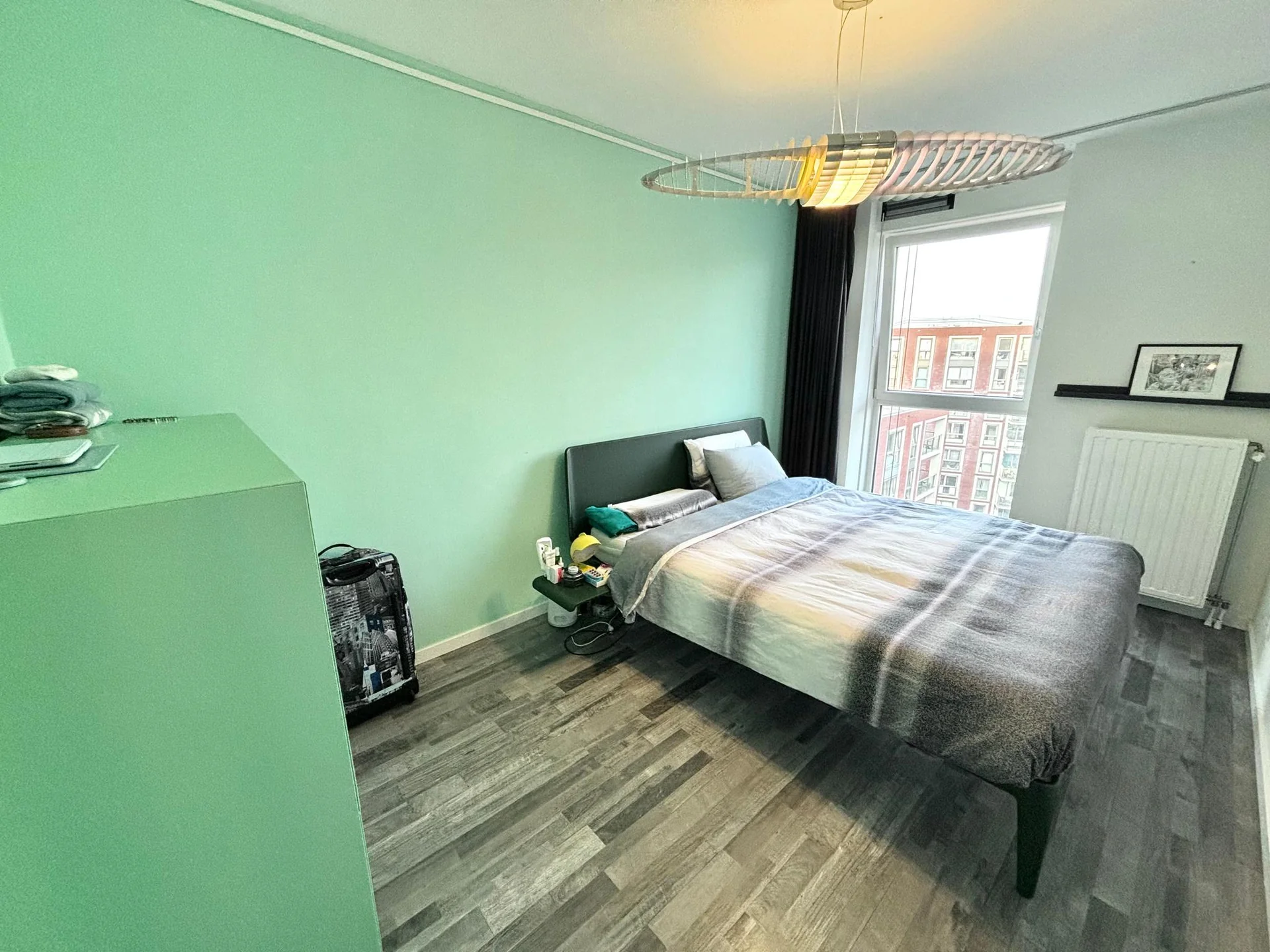 geblurde versie van de foto als achtergrond