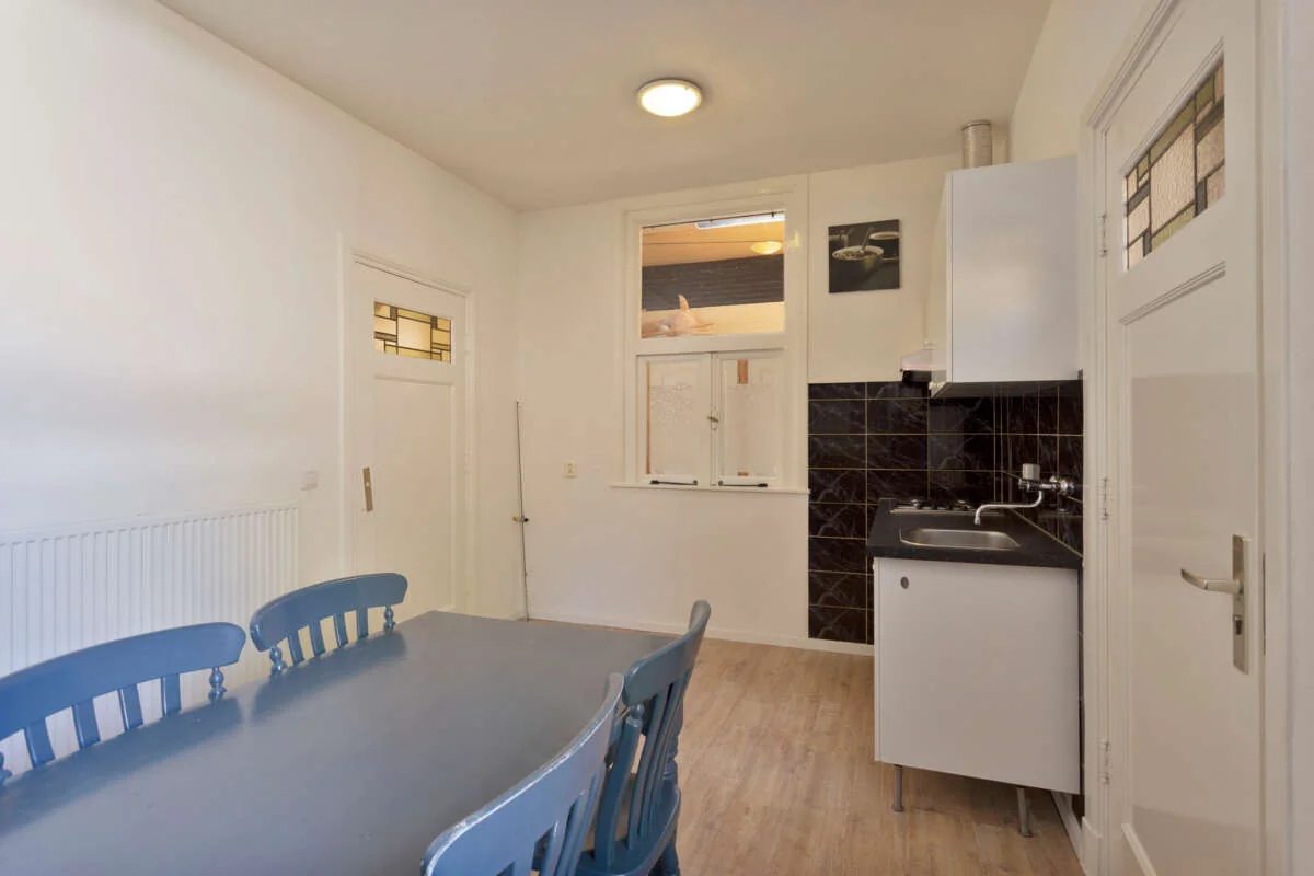 geblurde versie van de foto als achtergrond