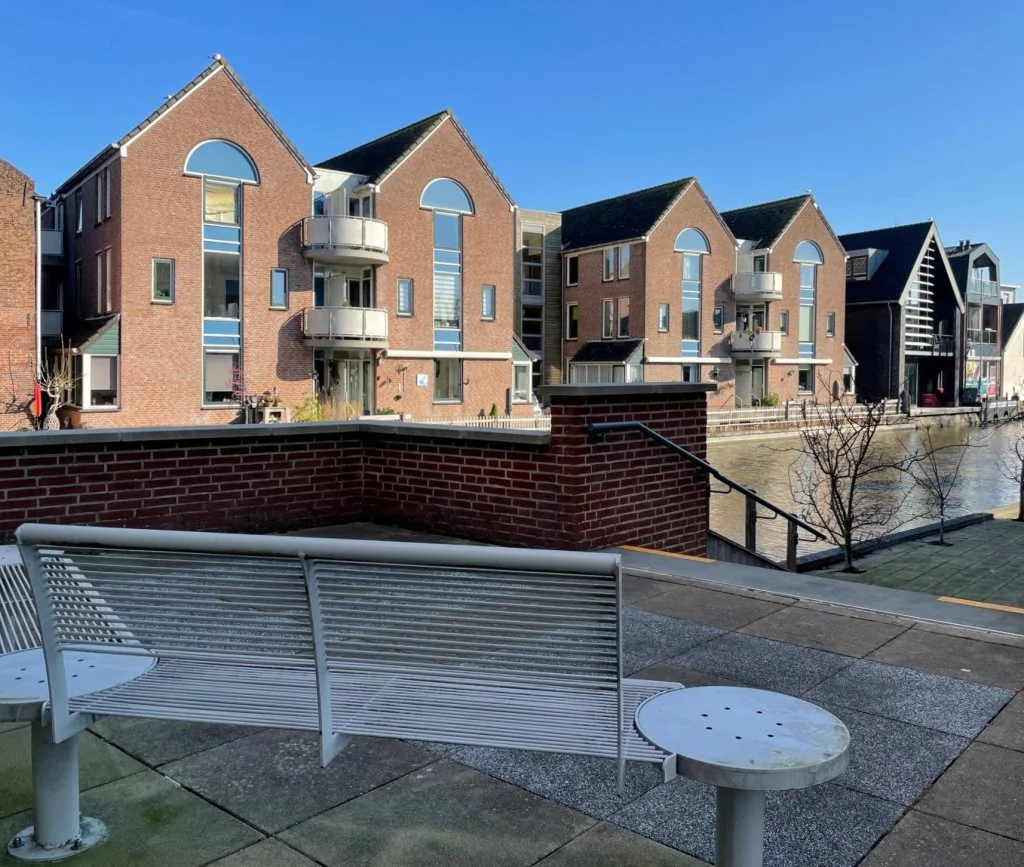 geblurde versie van de foto als achtergrond