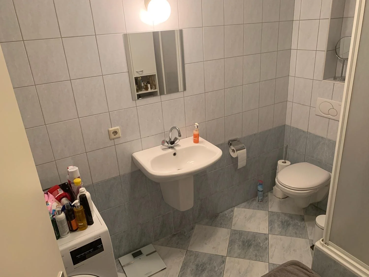 geblurde versie van de foto als achtergrond