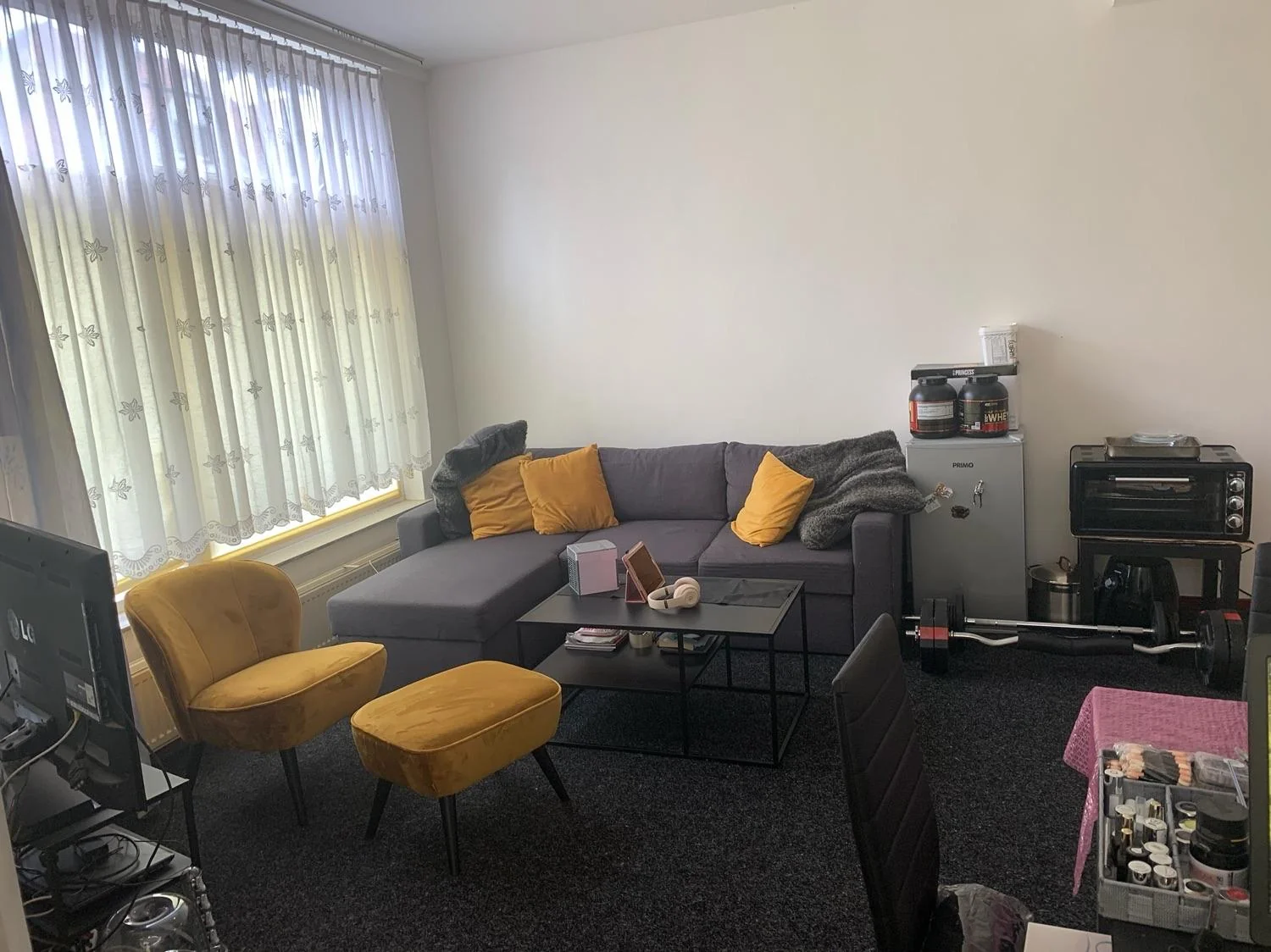 geblurde versie van de foto als achtergrond