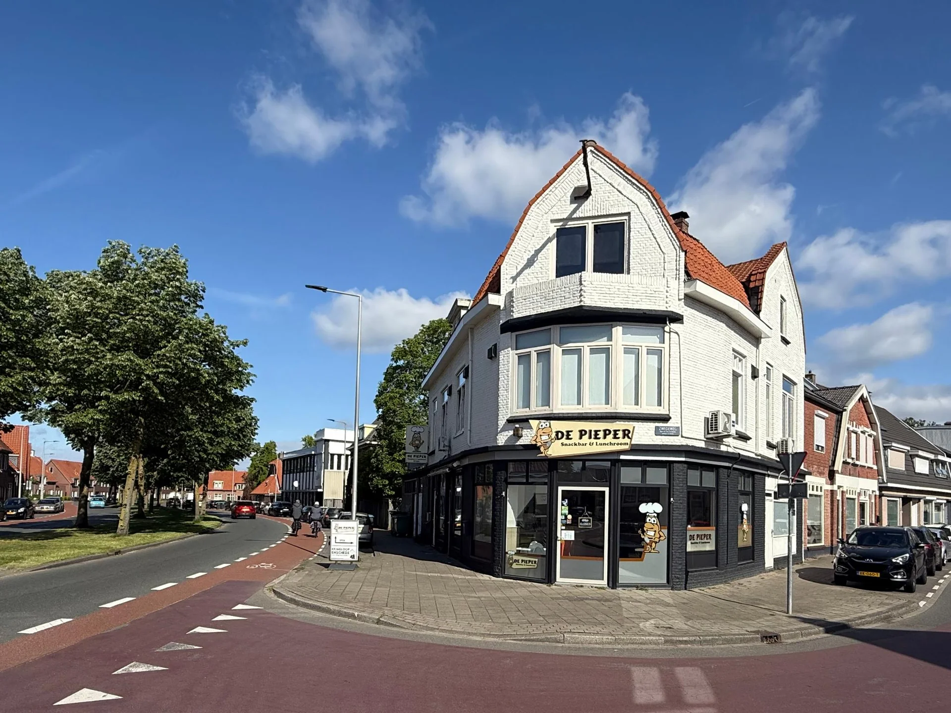 geblurde versie van de foto als achtergrond