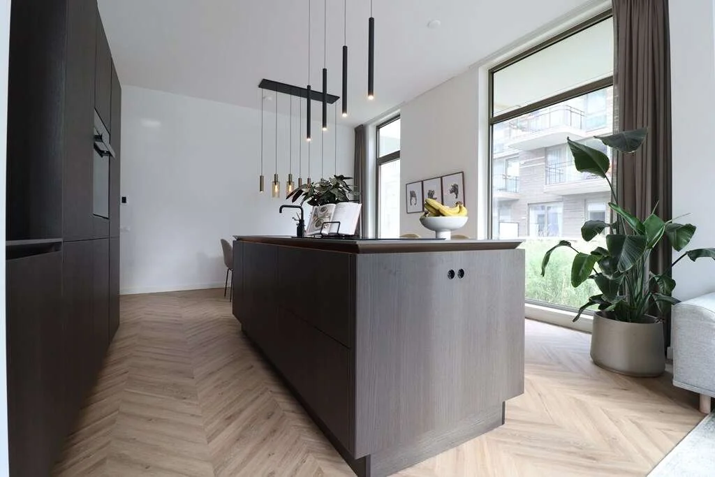 geblurde versie van de foto als achtergrond