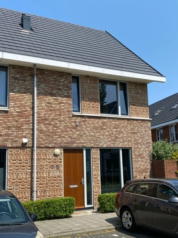 geblurde versie van de foto als achtergrond