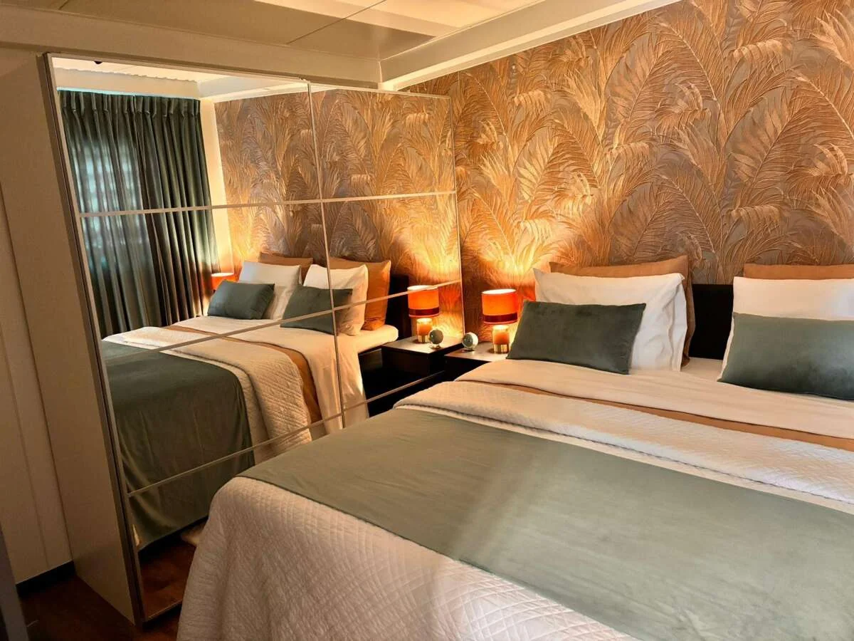 geblurde versie van de foto als achtergrond