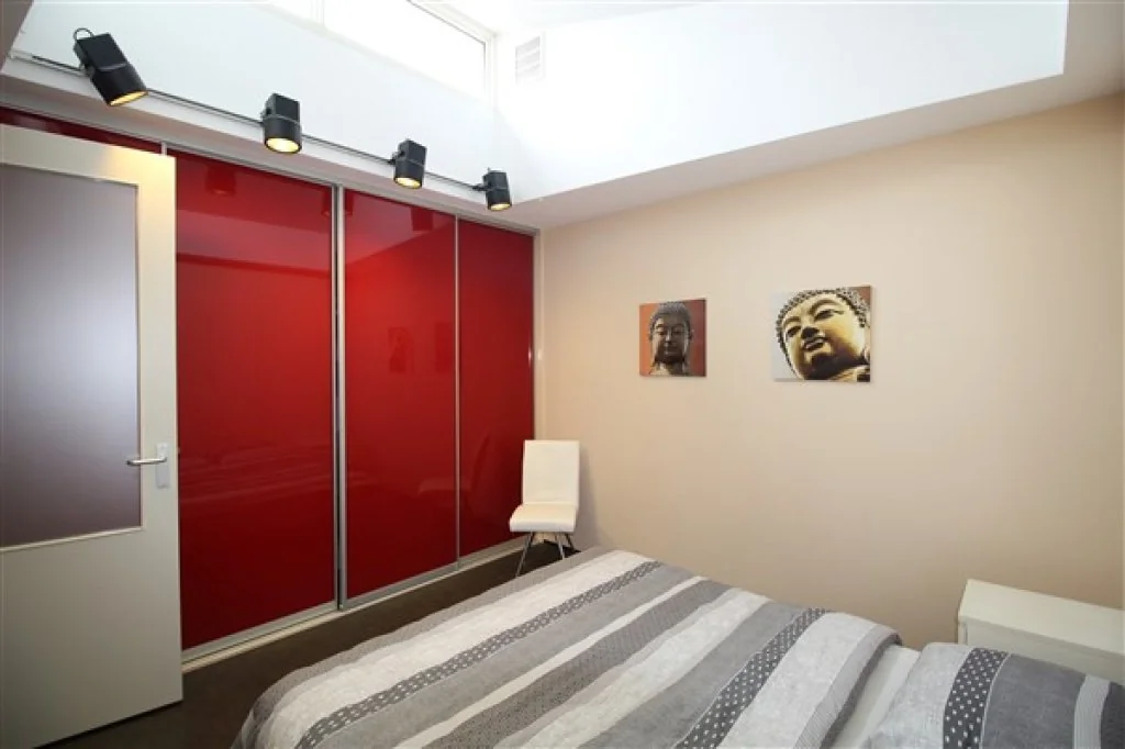 geblurde versie van de foto als achtergrond