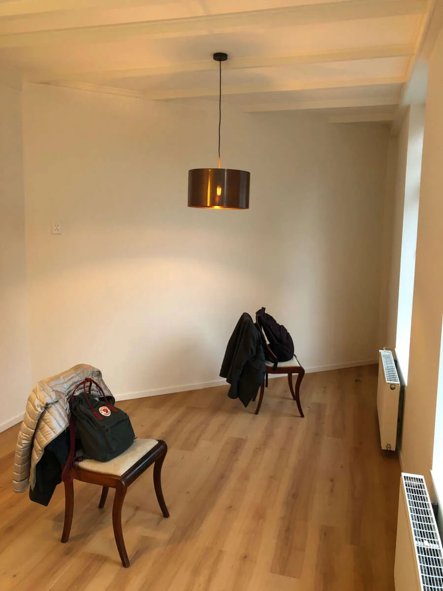 geblurde versie van de foto als achtergrond