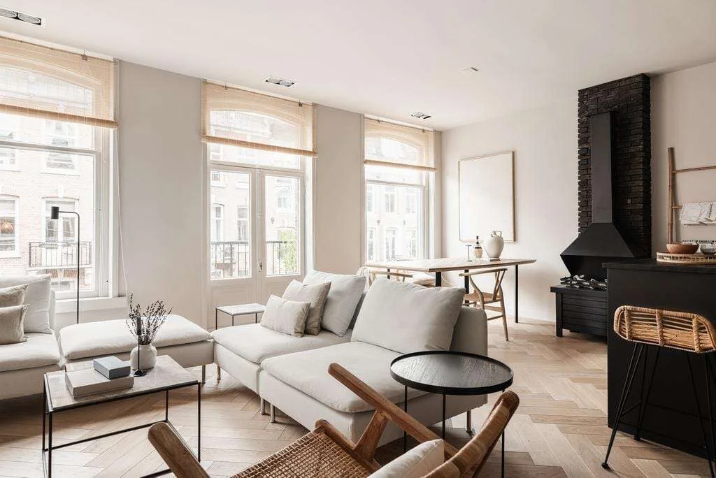 geblurde versie van de foto als achtergrond