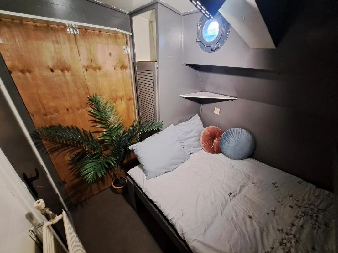 geblurde versie van de foto als achtergrond