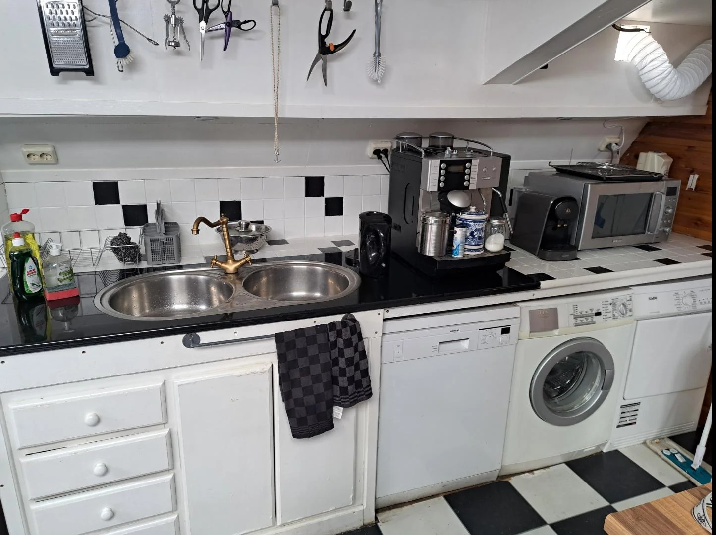 geblurde versie van de foto als achtergrond