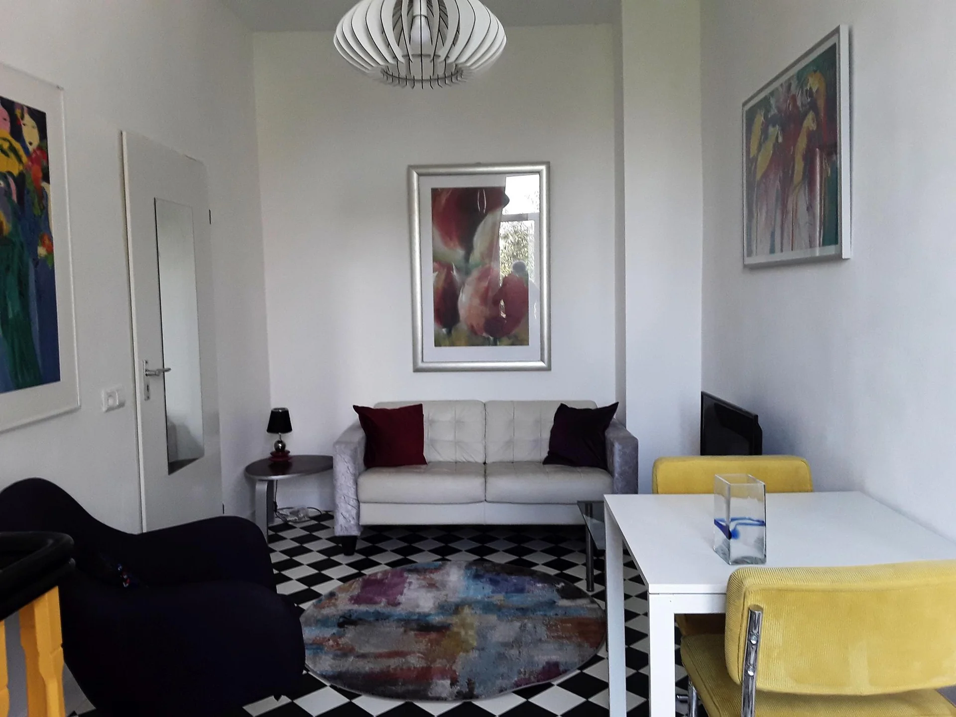 geblurde versie van de foto als achtergrond