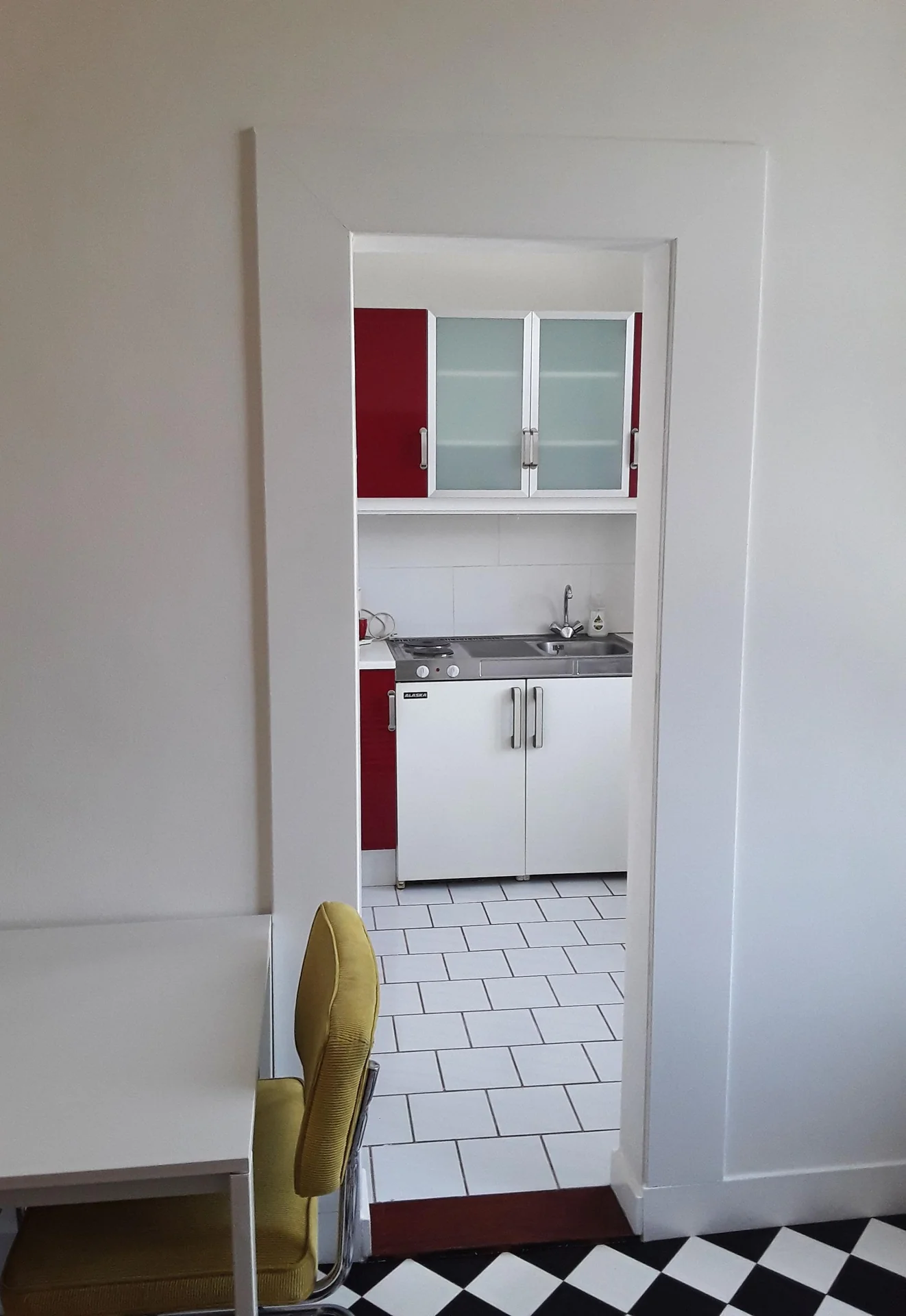 geblurde versie van de foto als achtergrond