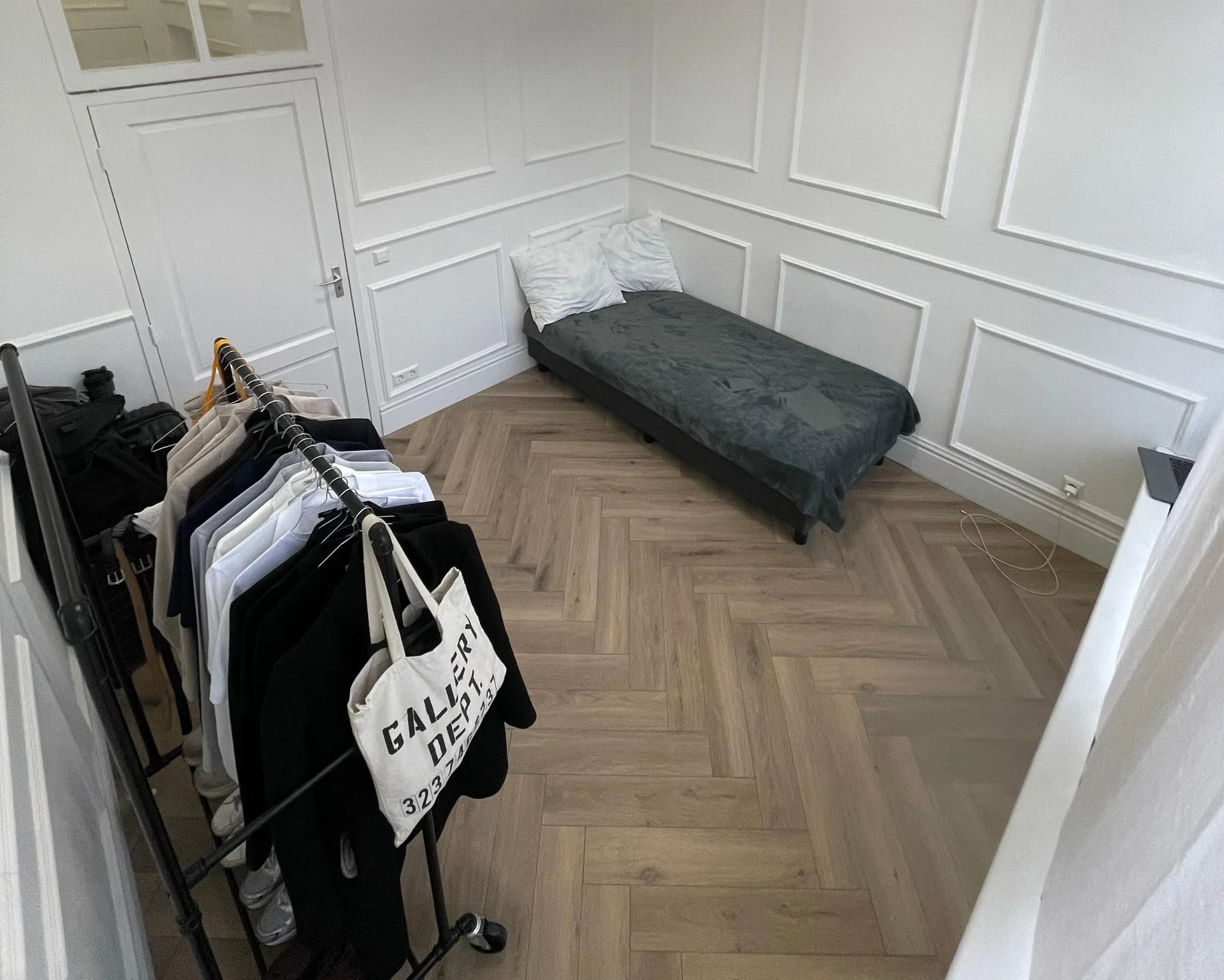 geblurde versie van de foto als achtergrond