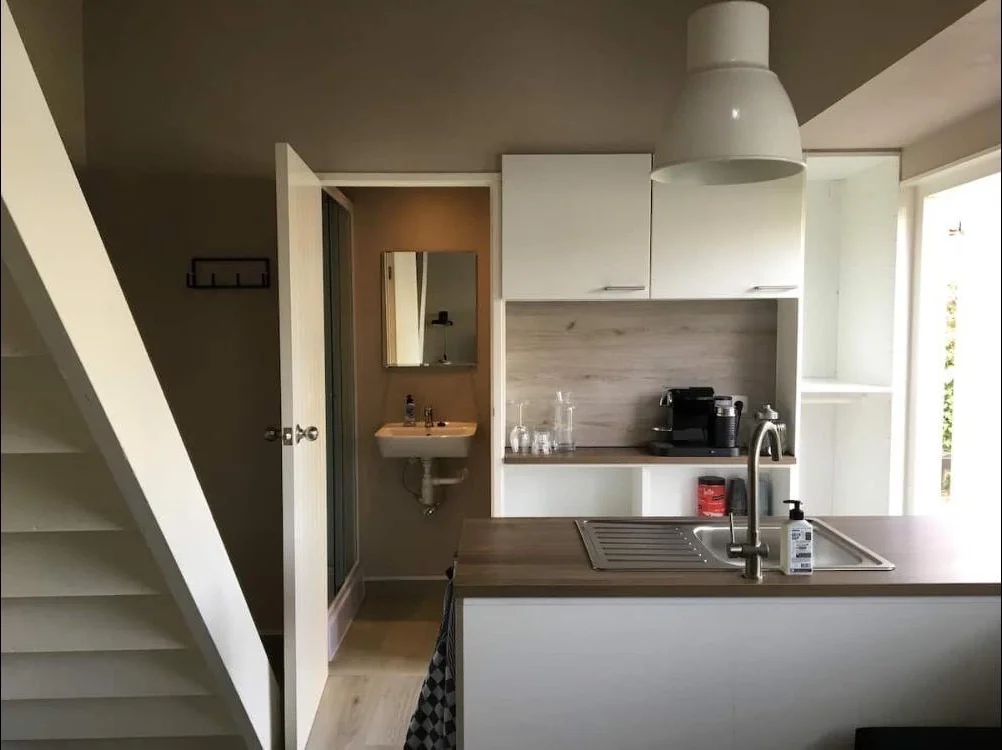 geblurde versie van de foto als achtergrond