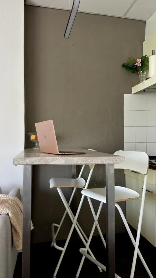 geblurde versie van de foto als achtergrond