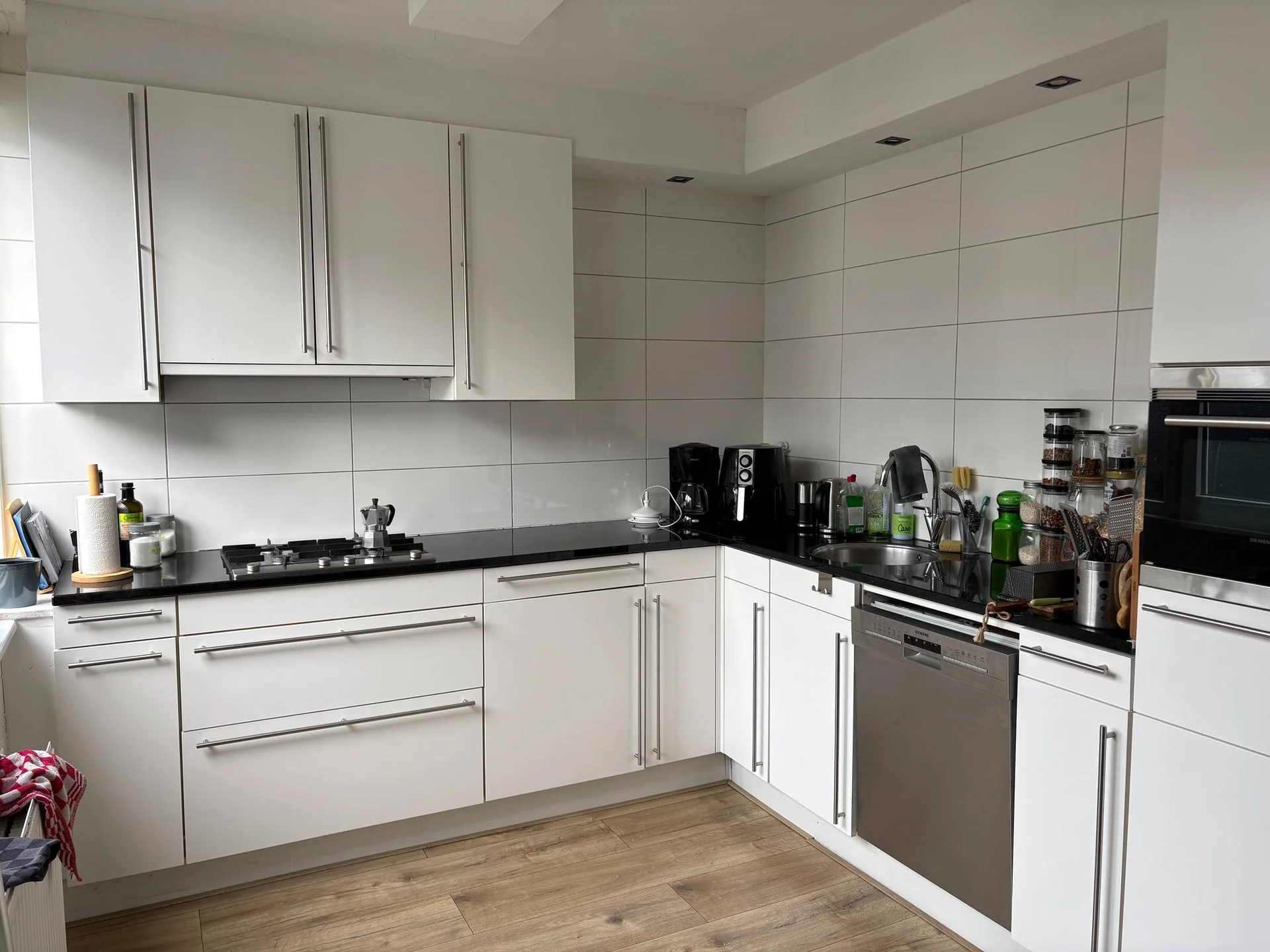 geblurde versie van de foto als achtergrond