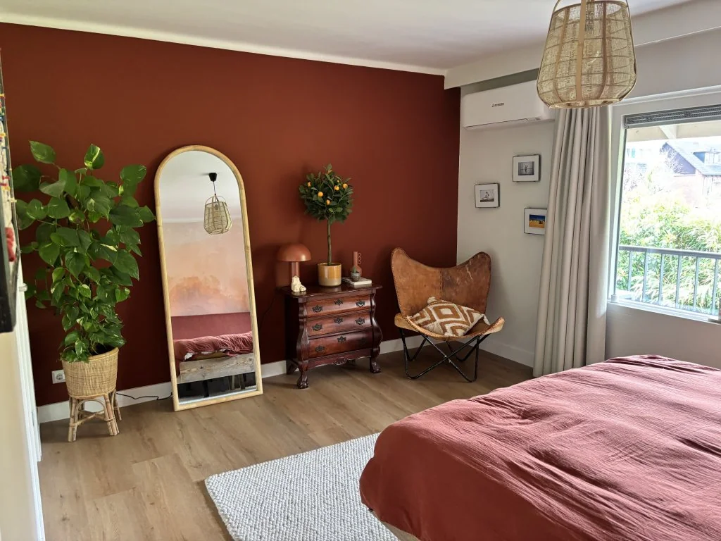 geblurde versie van de foto als achtergrond