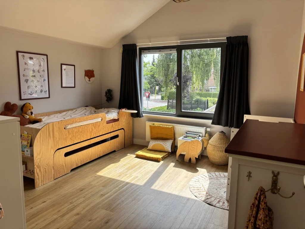 geblurde versie van de foto als achtergrond