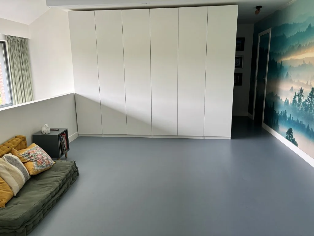 geblurde versie van de foto als achtergrond