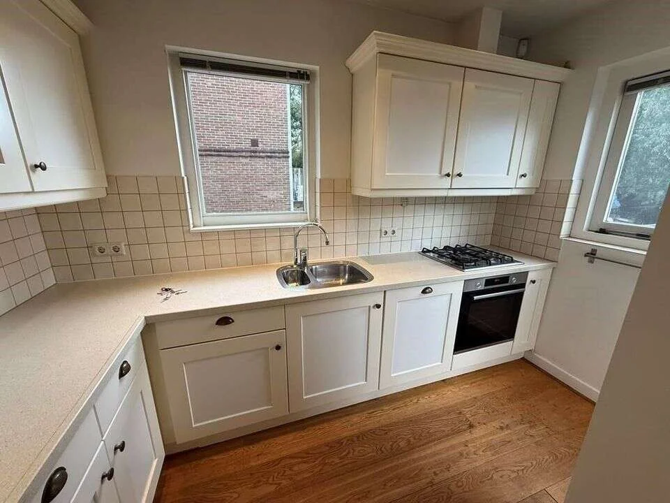 geblurde versie van de foto als achtergrond